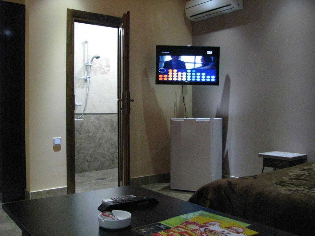Princ Plaza Hotel Jerevan Kamer foto